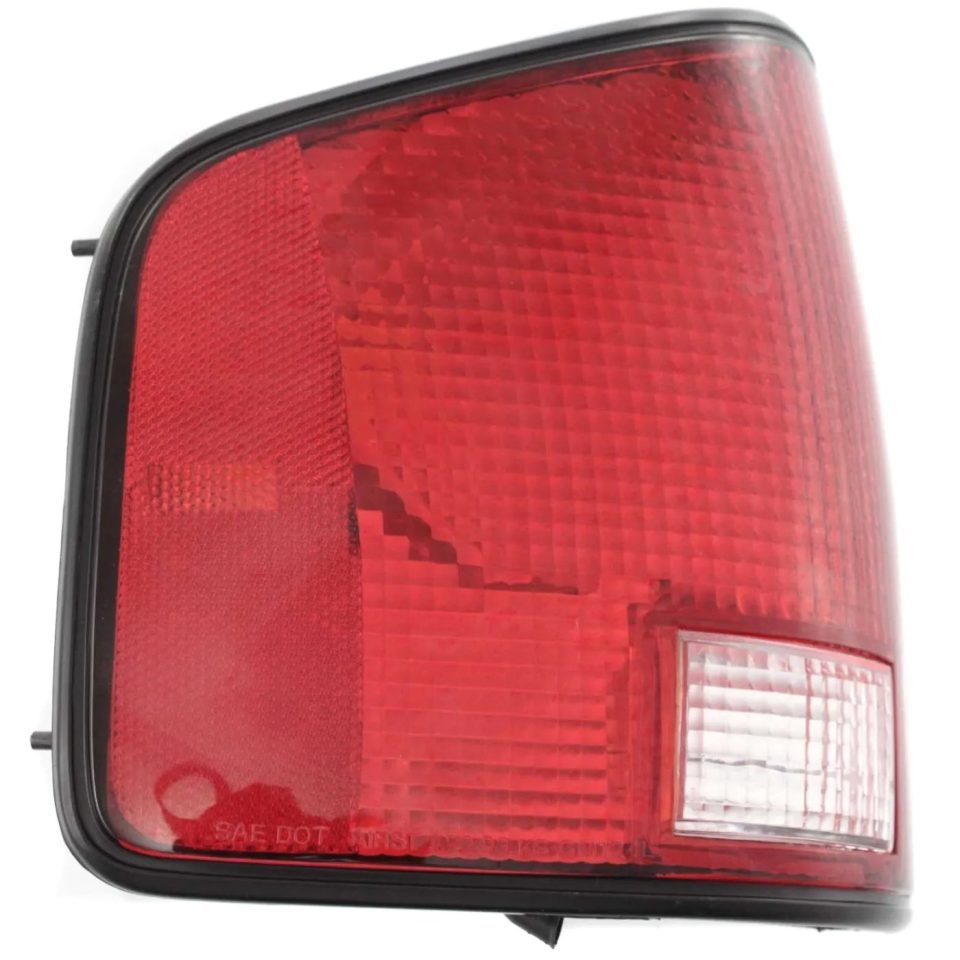 Eco-Friendly Kitchen Tail Light for 94-04 Chevrolet S10 & 94-04 GMC Sonoma & 96-00 Isuzu Hombre LH