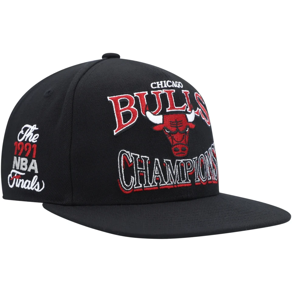 Clear Men's Mitchell & Ness Black Chicago Bulls Hardwood Classics SOUL Champions Era Diamond Snapback Hat - OSFA